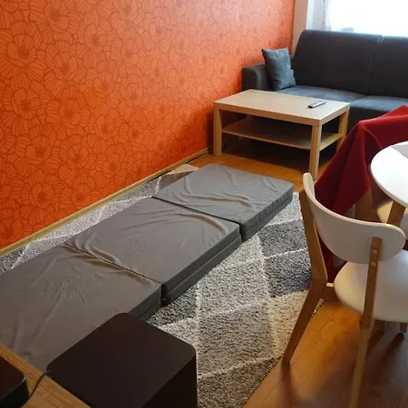 Cozy Telliskivi Near Centre 公寓 *